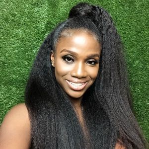 Meet your Posher, Ambria